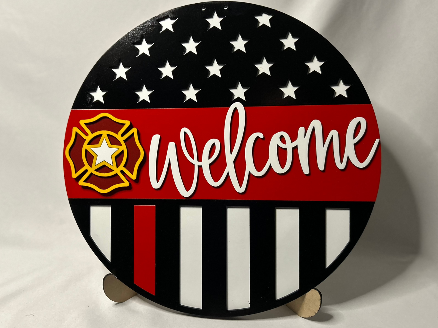 Welcome Home Round Sign with Firefighter Thin Red Line Flag Design