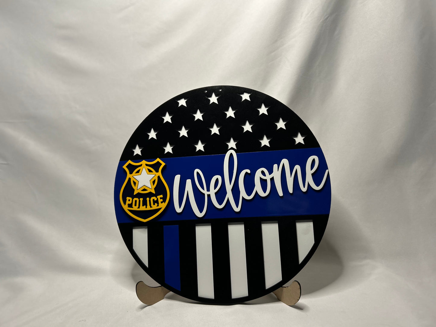 Welcome Home Round Sign with Police Thin Blue Line Flag Design